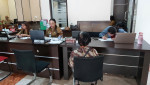 Kegiatan Pelayanan Administrasi kependudukan di Kantor Disdukcapil Buleleng - Senin, 29 April 2024 Album 2