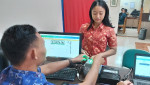 Kegiatan Pelayanan Administrasi kependudukan di Kantor Disdukcapil Buleleng, Selasa, 6 Agustus 2024 - Album 2