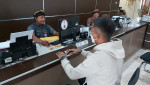 Pelayanan Administrasi kependudukan di Kantor Disdukcapil Buleleng - Kamis, 18 April 2024 Album 2