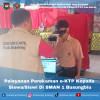 Pelayanan Perekaman e-KTP Kepada Siswa/Siswi Di SMAN 1 Busungbiu - Jumat, 31 Mei 2024 