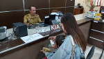 Kegiatan Pelayanan Administrasi kependudukan di Kantor Disdukcapil Buleleng - Senin, 27 Mei 2024 Album 3