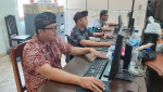 Kegiatan Pelayanan Administrasi kependudukan di Kantor Disdukcapil Buleleng - Kamis, 10 Oktober 2024 Album 5